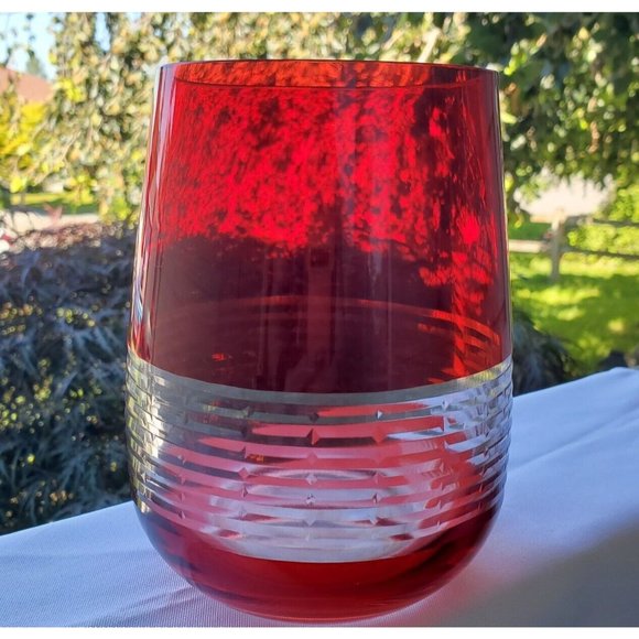 Vera Wang Accents Vera Wang Red Clear Cut Glass Flower Vase 65 Ftd
